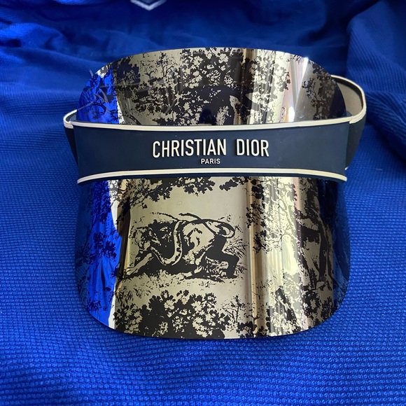 Dior visor great condition authentic - Picture 2 of 7